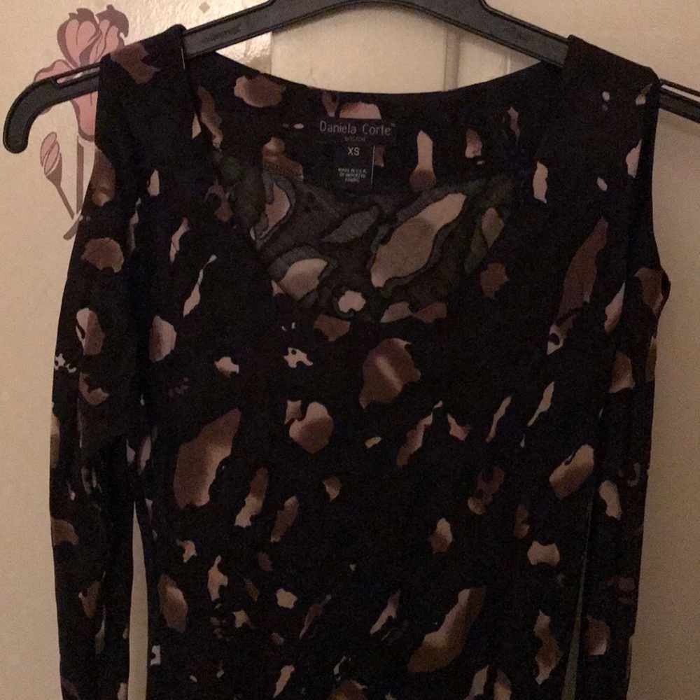 Open shoulder long sleeve designer top
